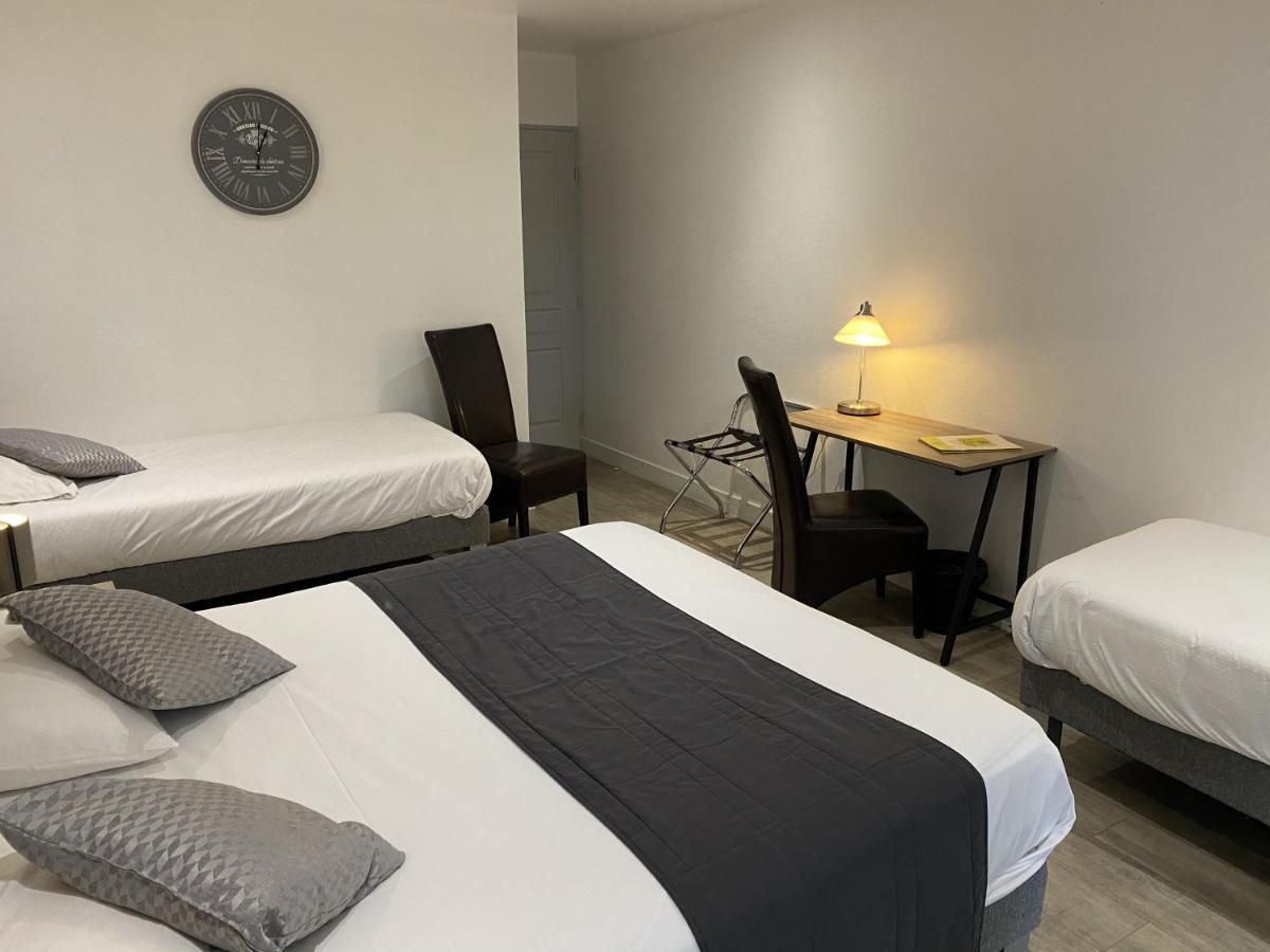 Logis Hotel L'Oliveraie คอญญัก ภายนอก รูปภาพ