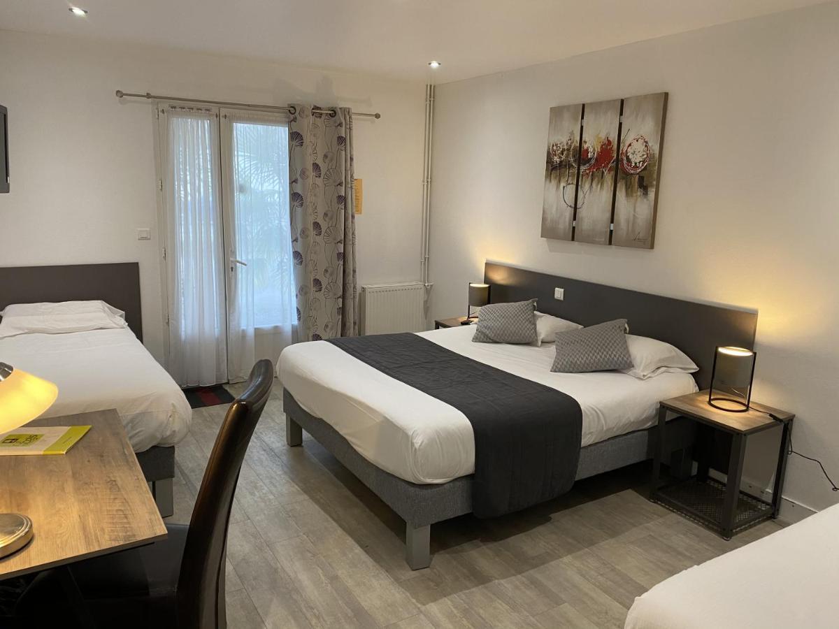 Logis Hotel L'Oliveraie คอญญัก ภายนอก รูปภาพ